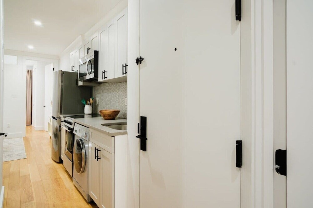 1288 UES Apartments