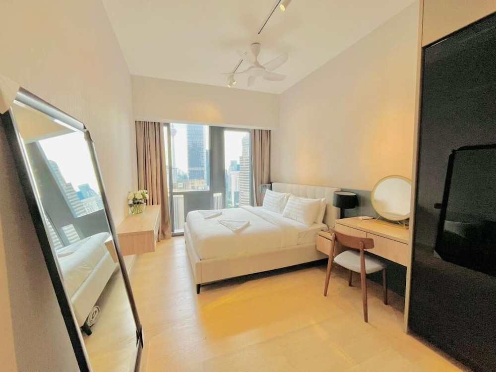 KL Peaceful Suites At KLCC
