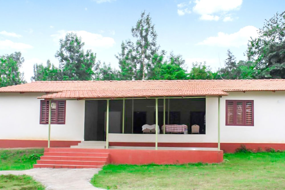 GuestHouser 1 BR Cottage 1a8a