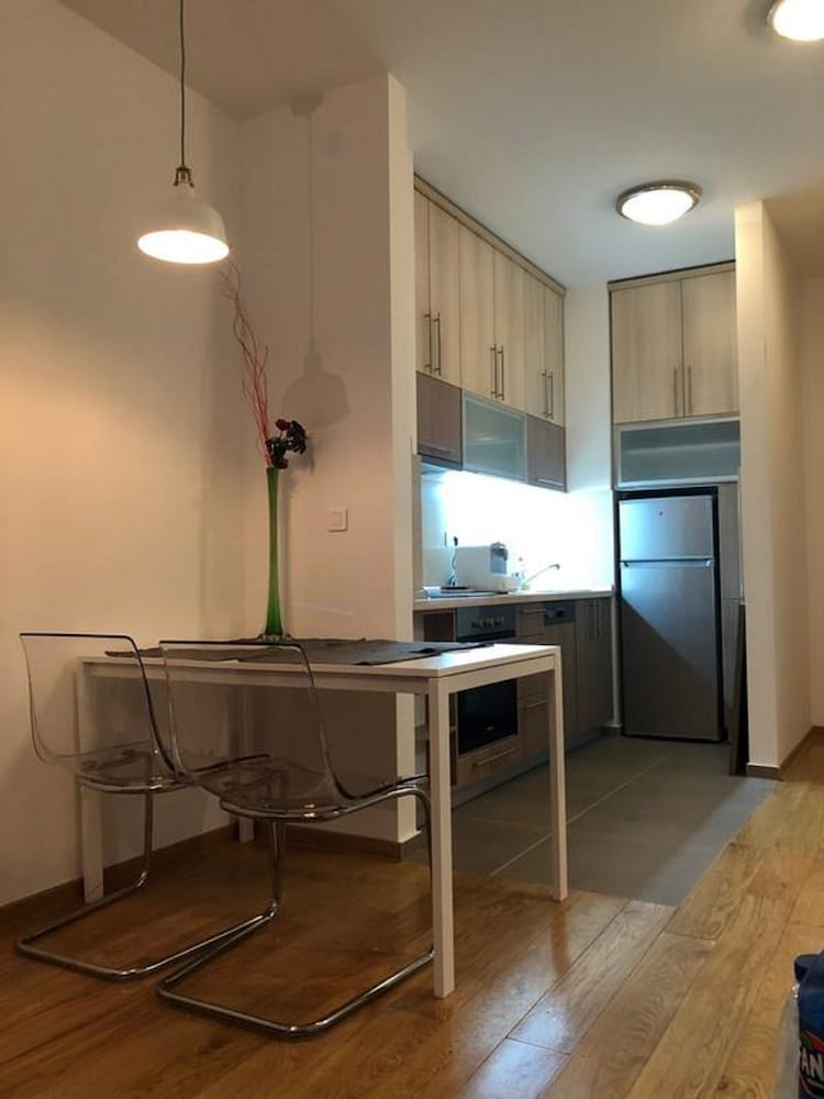 Central Garden Apartment view 2