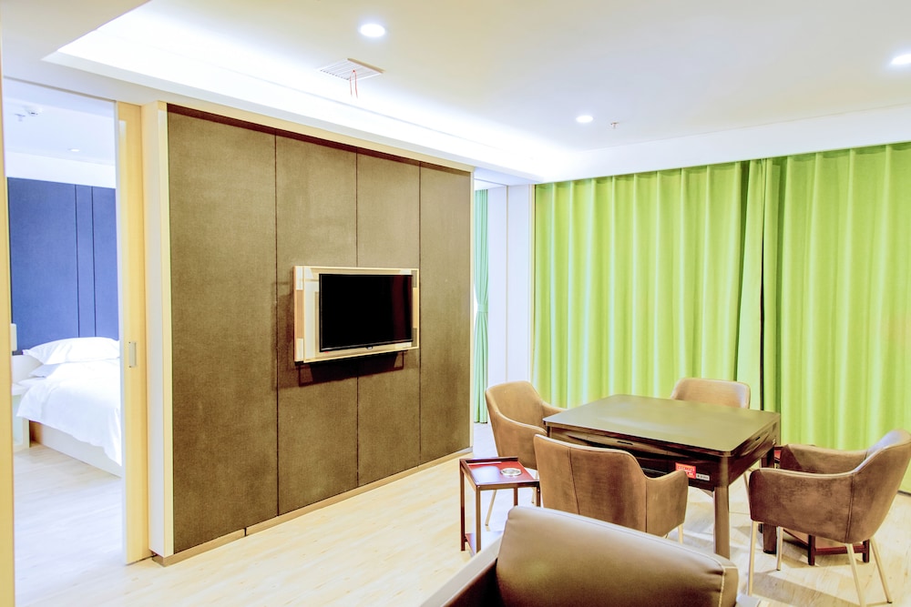 ibis Styles GY Bosideng Plz