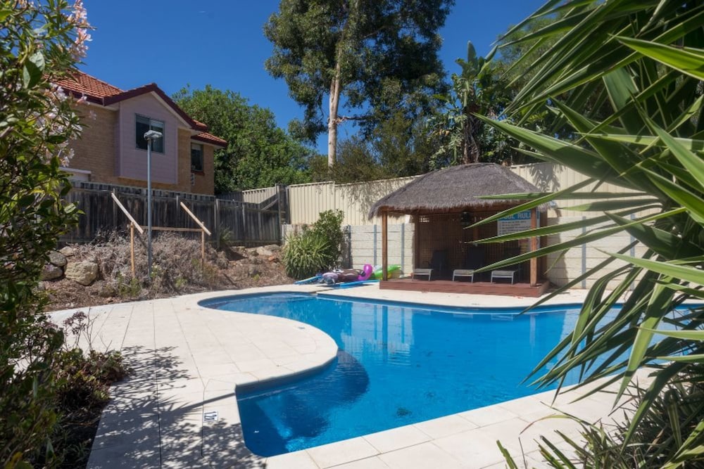 Character 3 Bedroom Home With Pool and Balcony