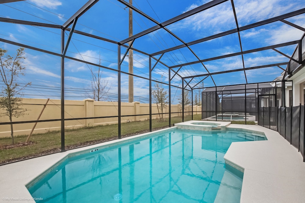 The Ultimate 10 Bedroom 8 Bathroom Sonoma Resort - Image 4