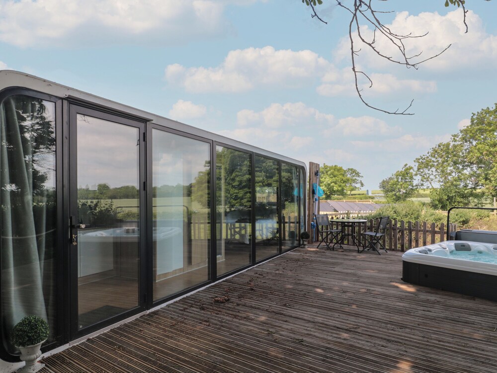 Buckland House Pod