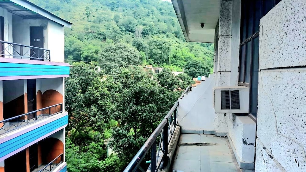 Mid Way Tourist & Resorts