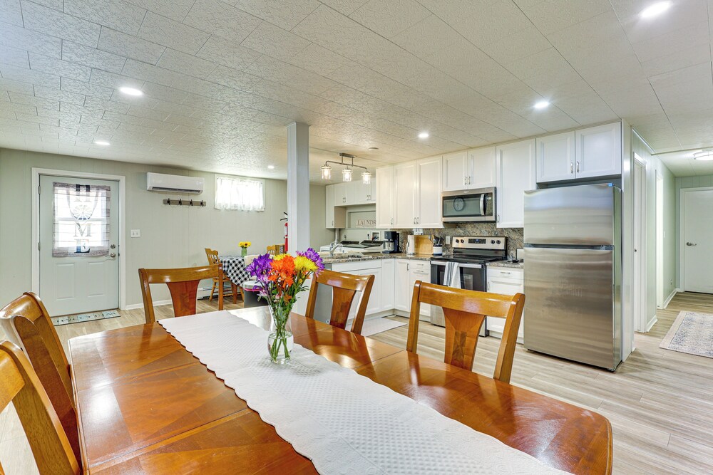 3 Acres of Serenity! Countryside Home in Dickinson