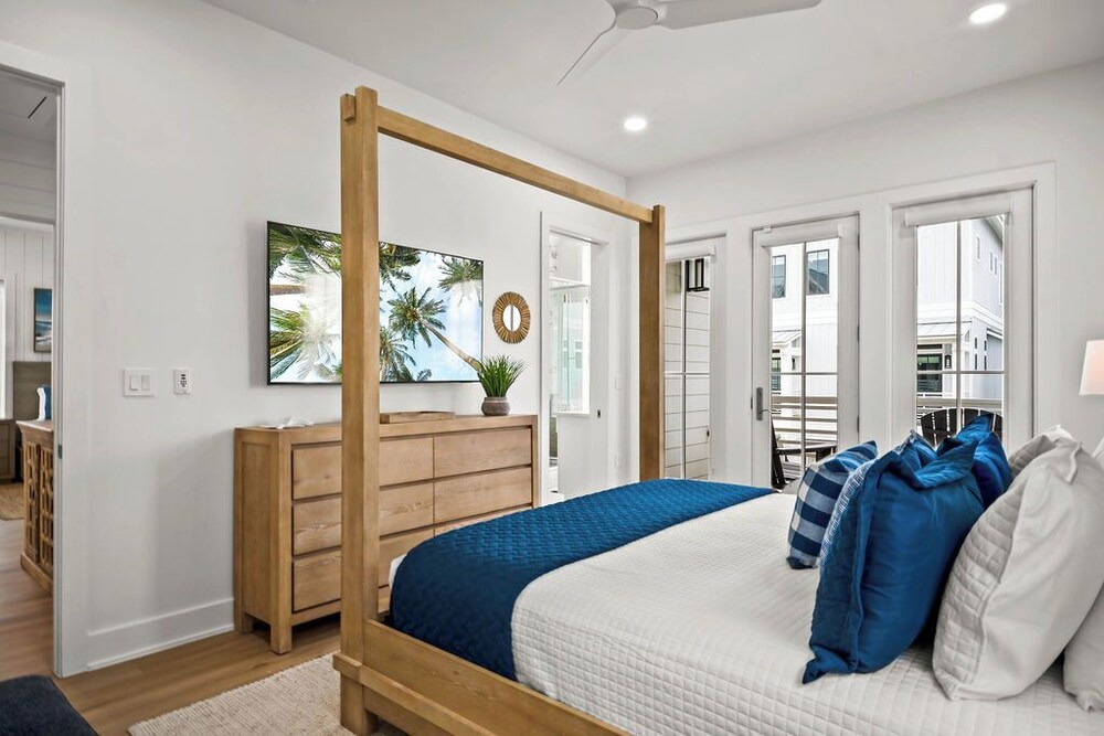 Pelican Place 108 RET