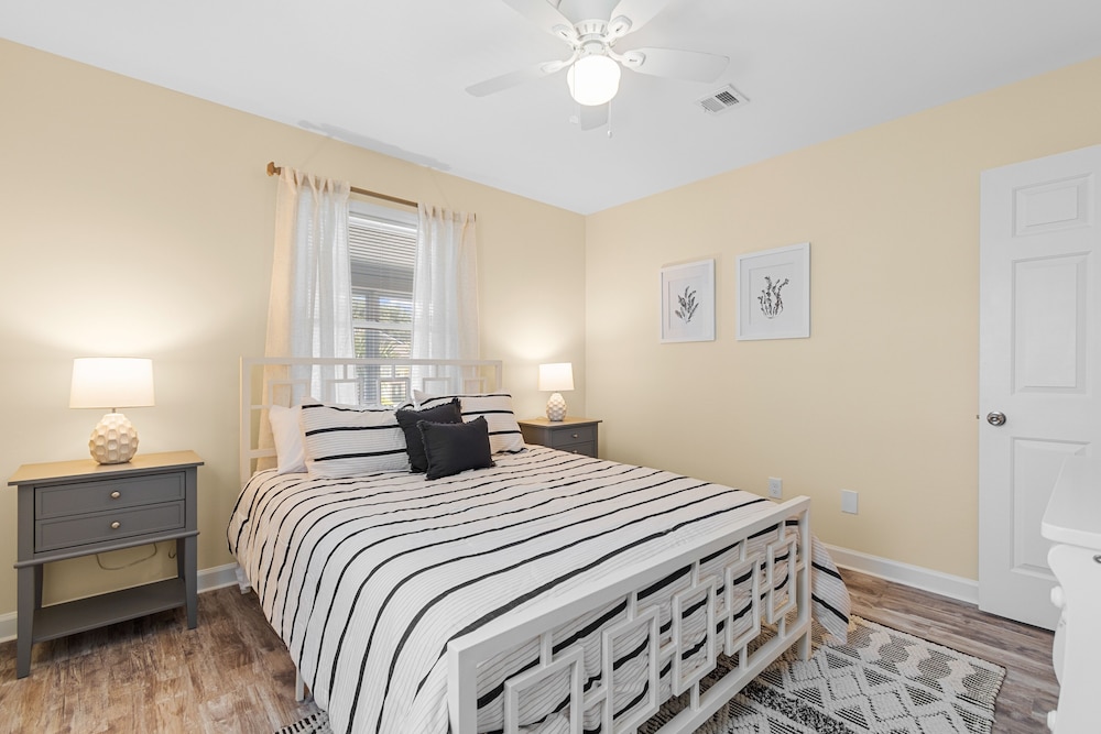 Lachicotte Vacation Rentals