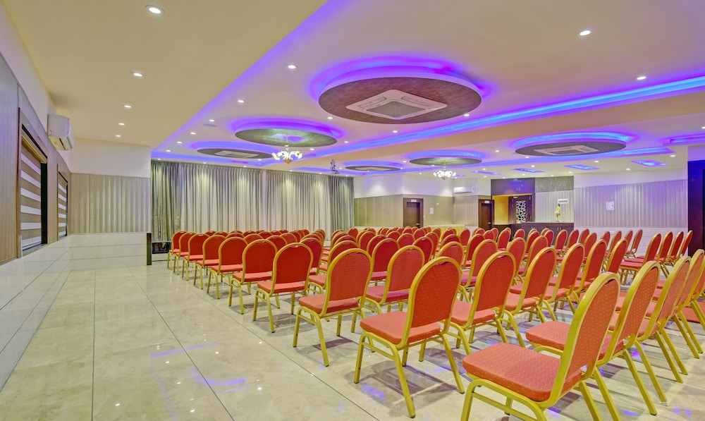 meeting & event spaces