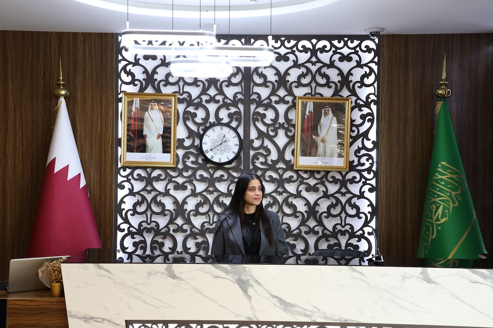 Lobby & Reception