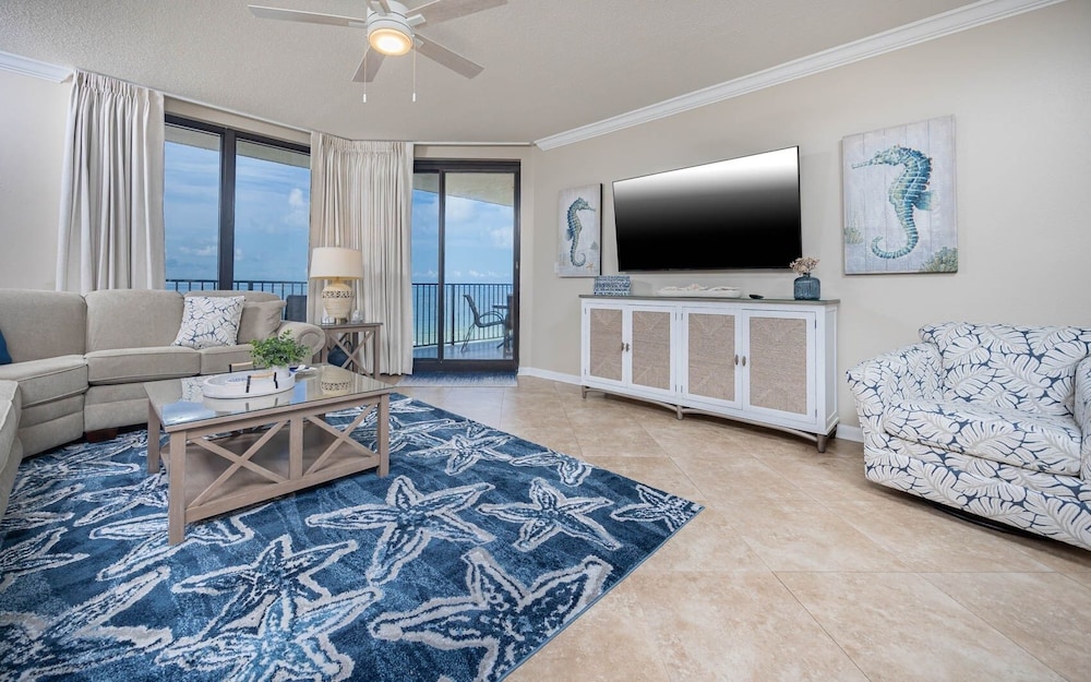 Phoenix X 809 3 Bedroom Condo