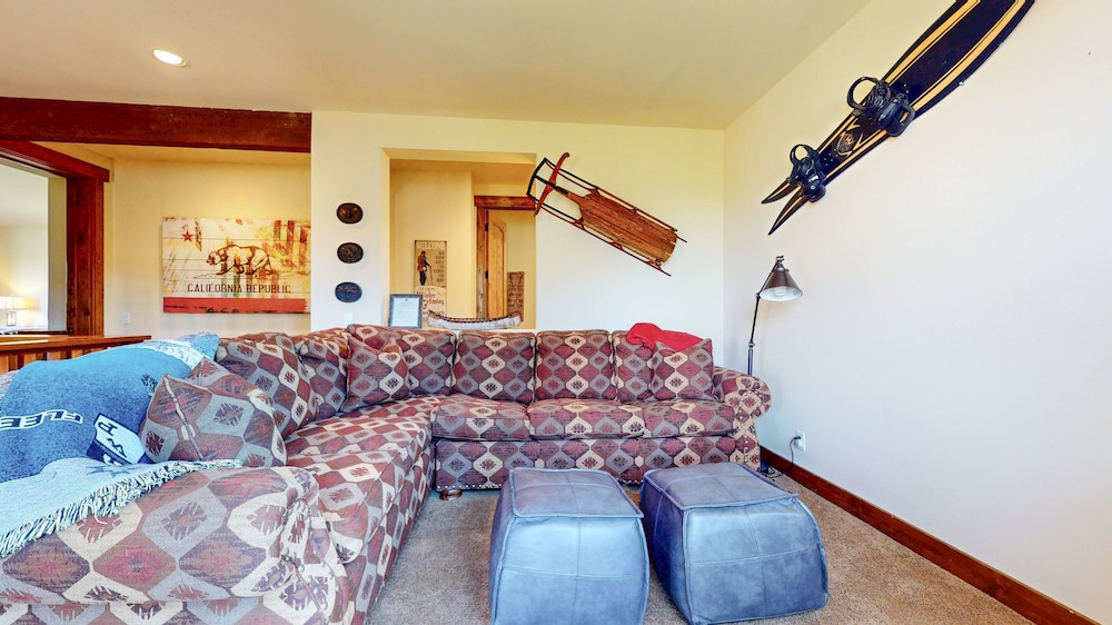 Snowcreek Vi The Lodges #1197 3 Bedroom Condo