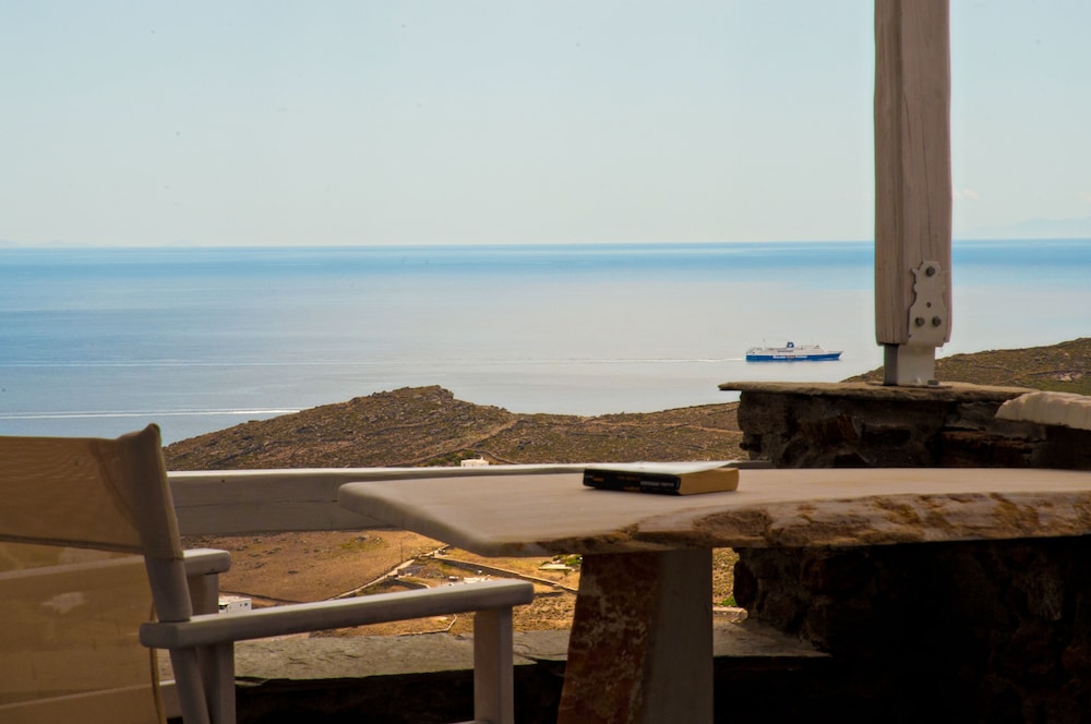 Sea View Exclusive Studios -Tinos view 3