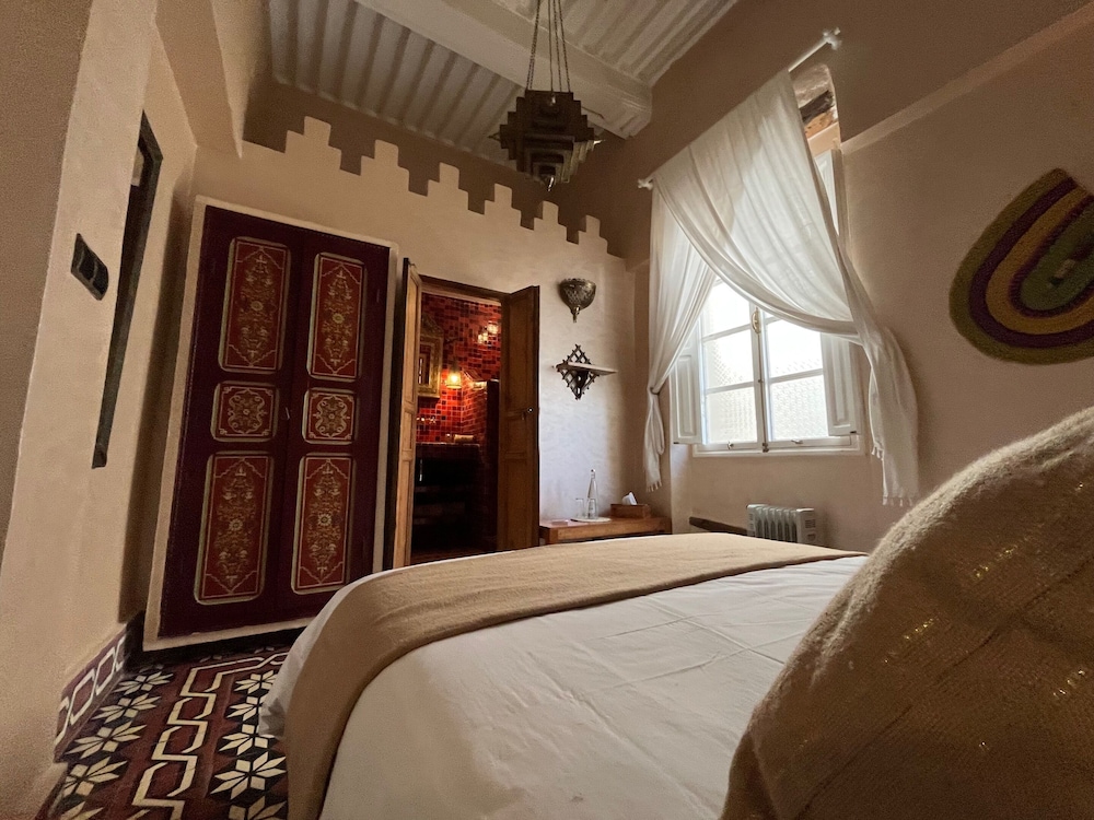 RIAD MALAÏKA