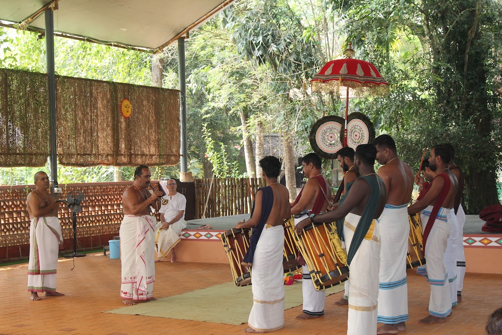 Neelambari Ecotourism Thrissur Aratupuzh