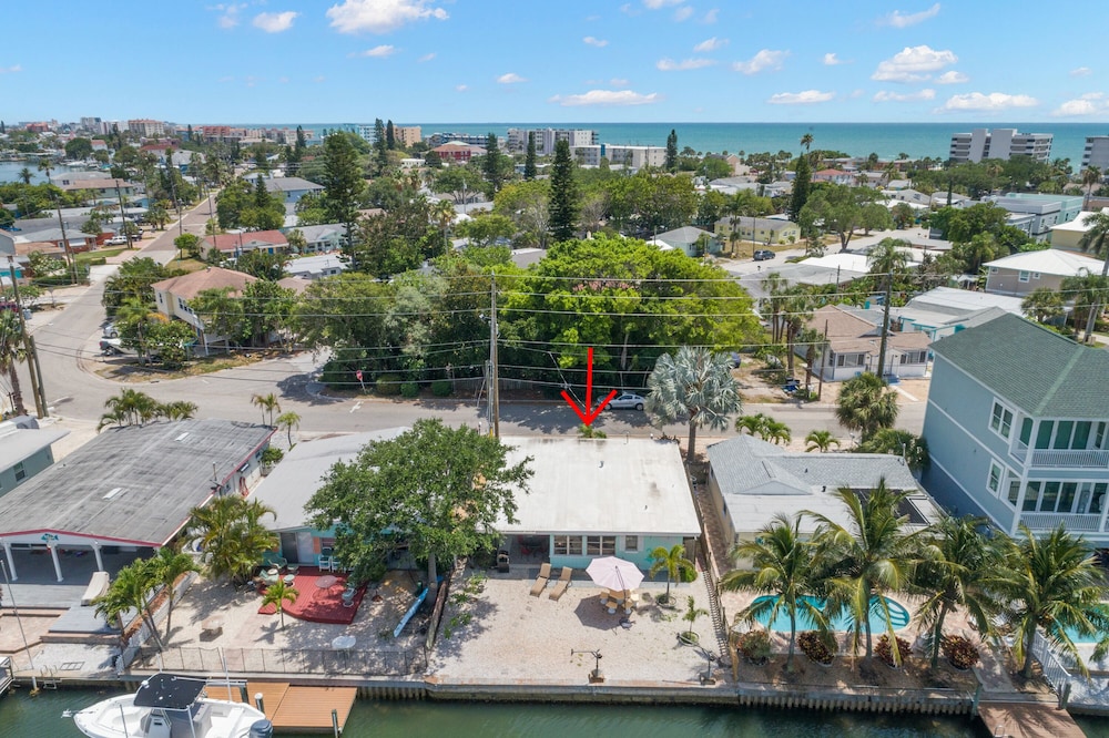 Bayshore Cottage view 3