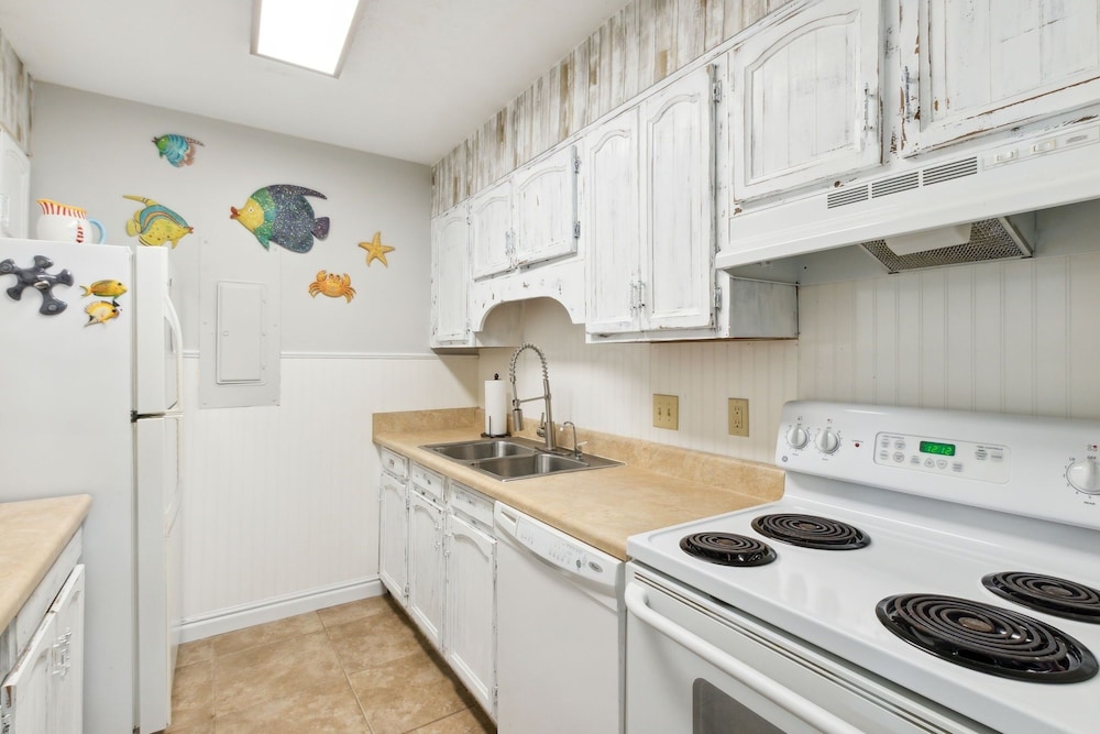 Fernandina Shores 6392 2 Bedroom Condo