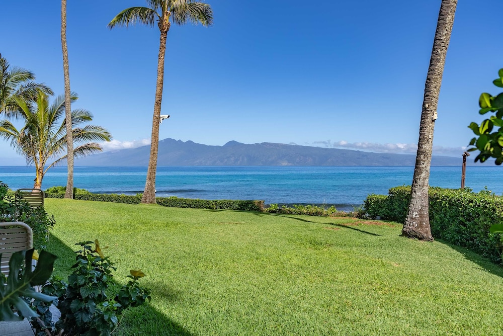 Napili Shores A106 0 Bedroom Condo by RedAwning
