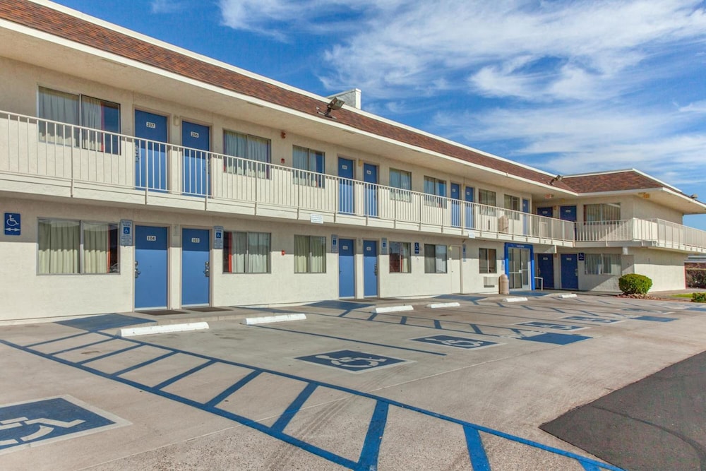 Motel 6 Phoenix North - Bell Road