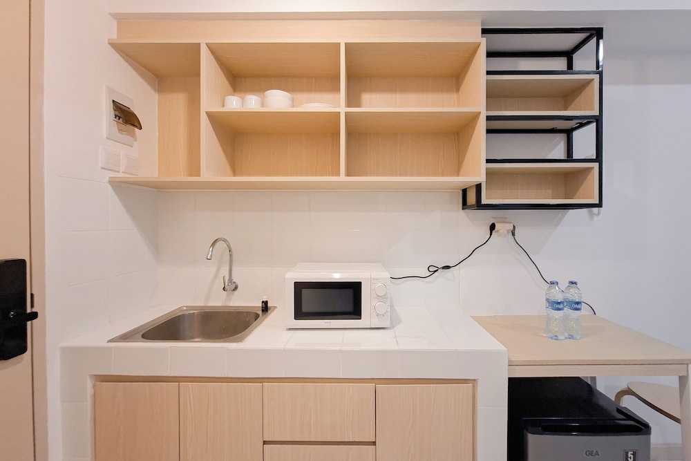 Simple Style Studio Apartment (No Kitchen) At Tokyo Riverside Pik 2