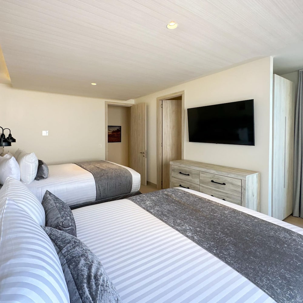 Brand New 6 Bedroom Penthouse