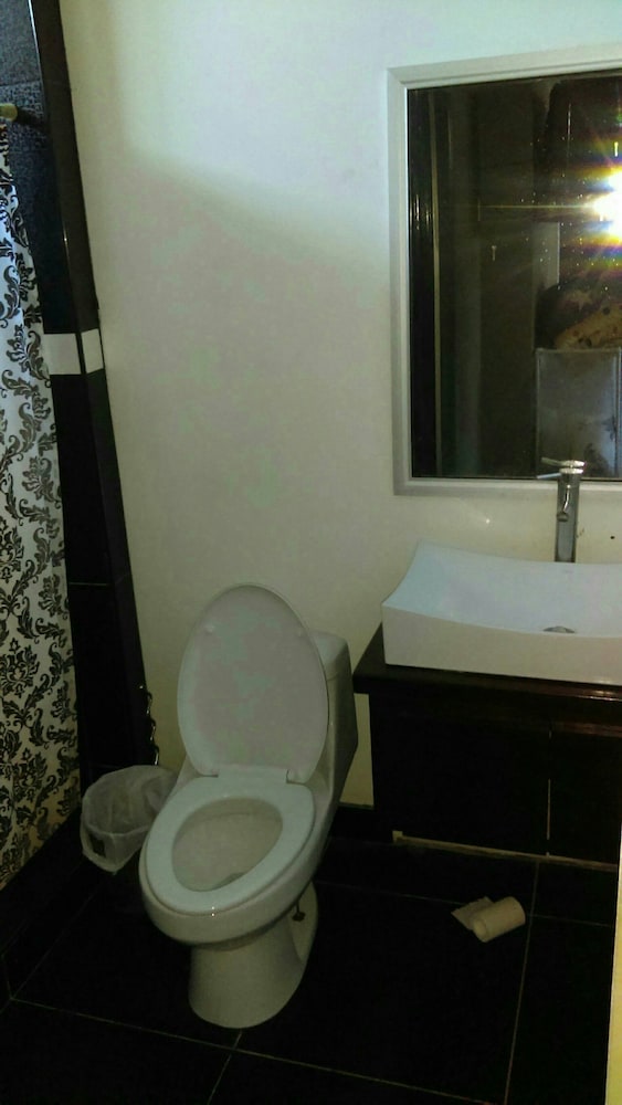 Ensenada Vacations - Modern vacational home close to Costco and Walmart - Property Image 7