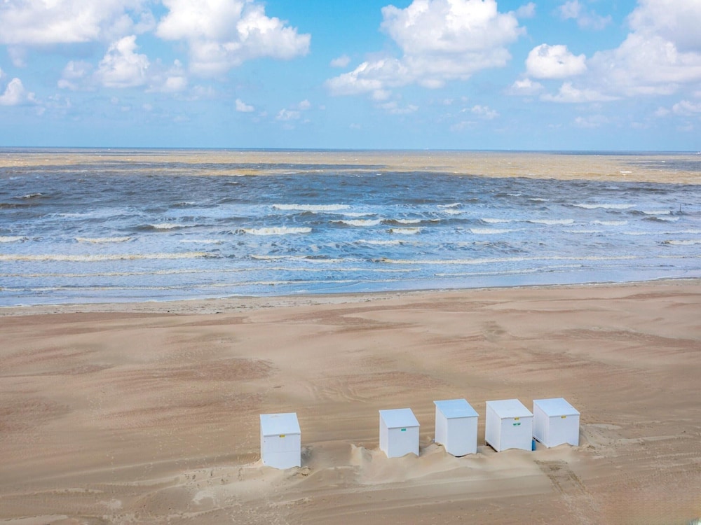 Renovated Apartment in Koksijde With Sea-views