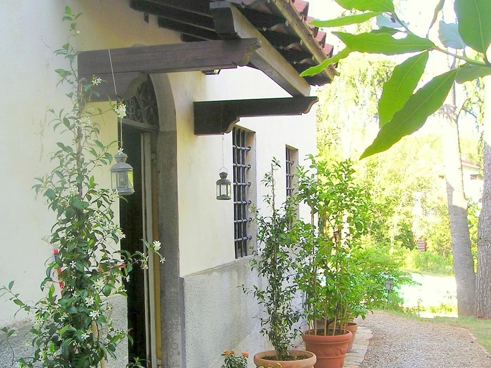 A Cozy Escape in Lucca view 2