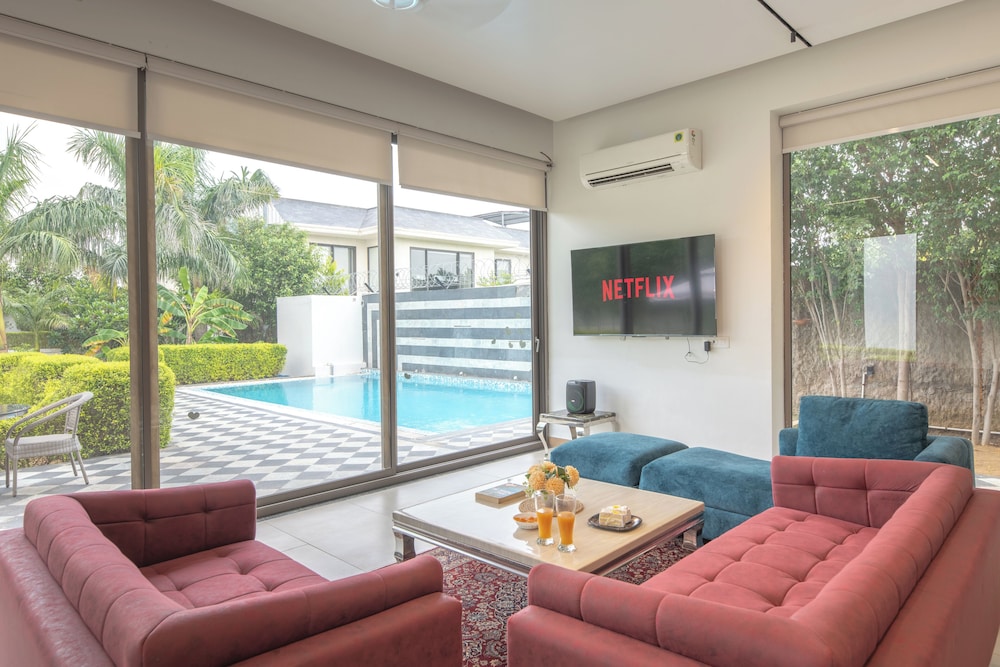 The Nivaas Villa Bonita