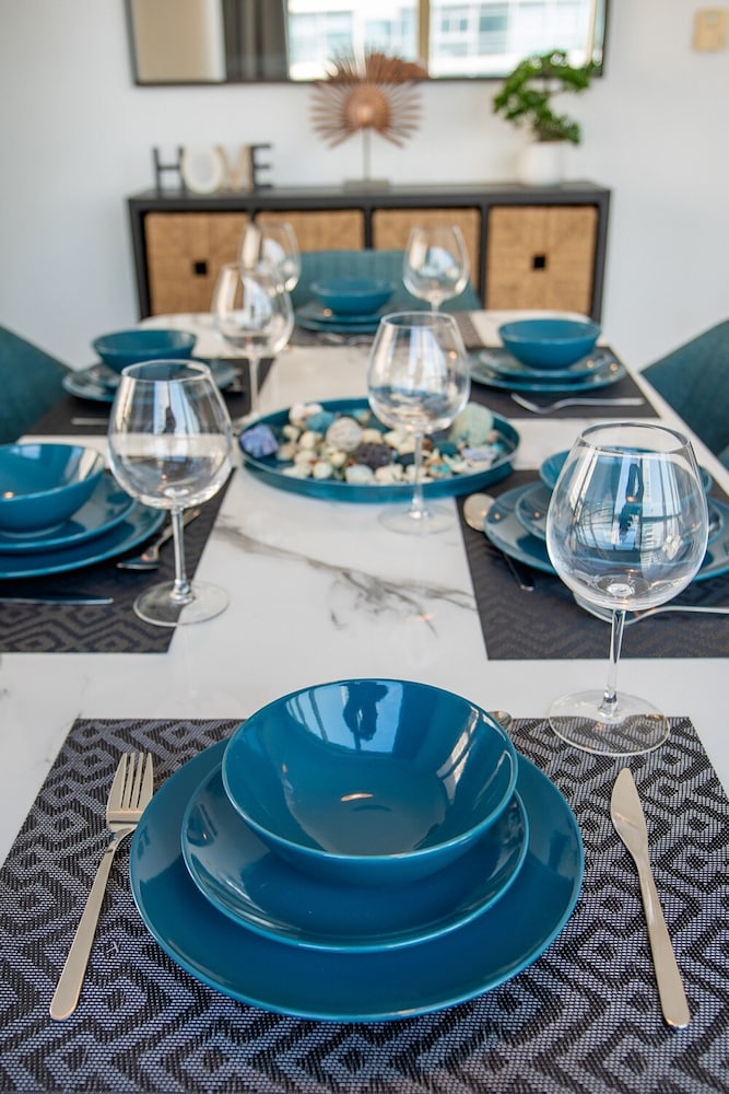 Amazing Cozy 1-bedroom Apartment Perfect for 4 in Dubai Marina