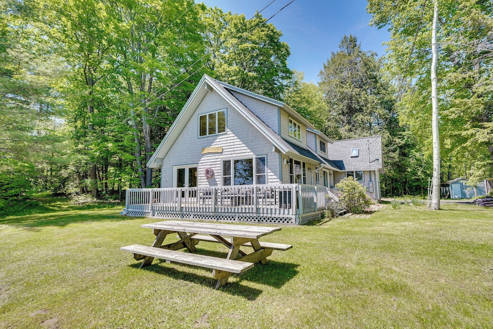 Annabessacook Lake Retreat w/ Deck: Pets Welcome!