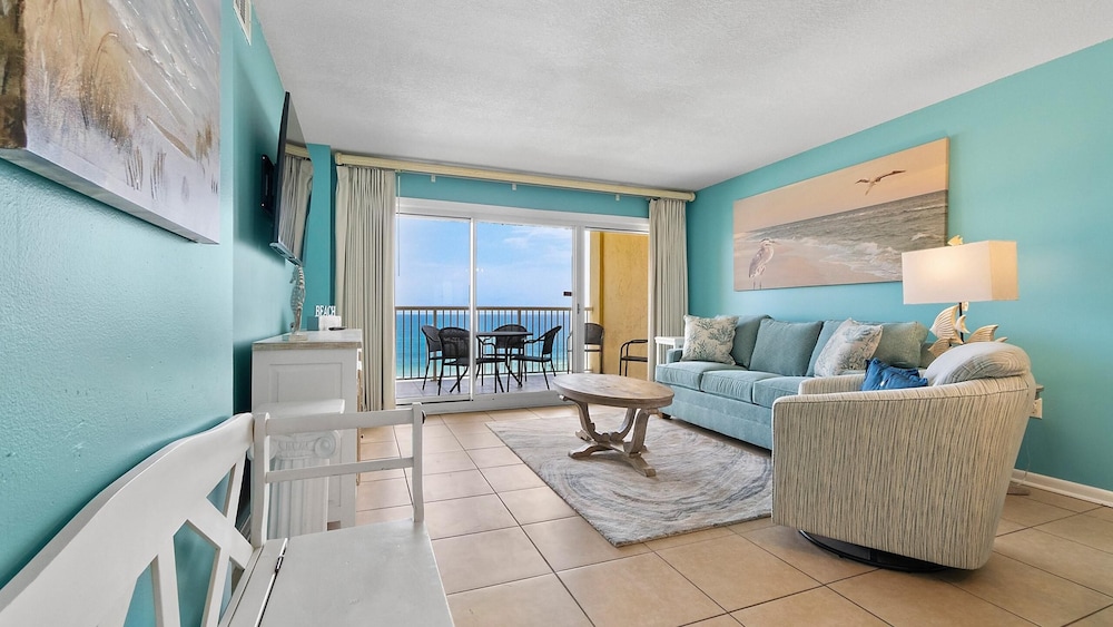 Driftwood Towers #4E by Southern Vacation Rentals