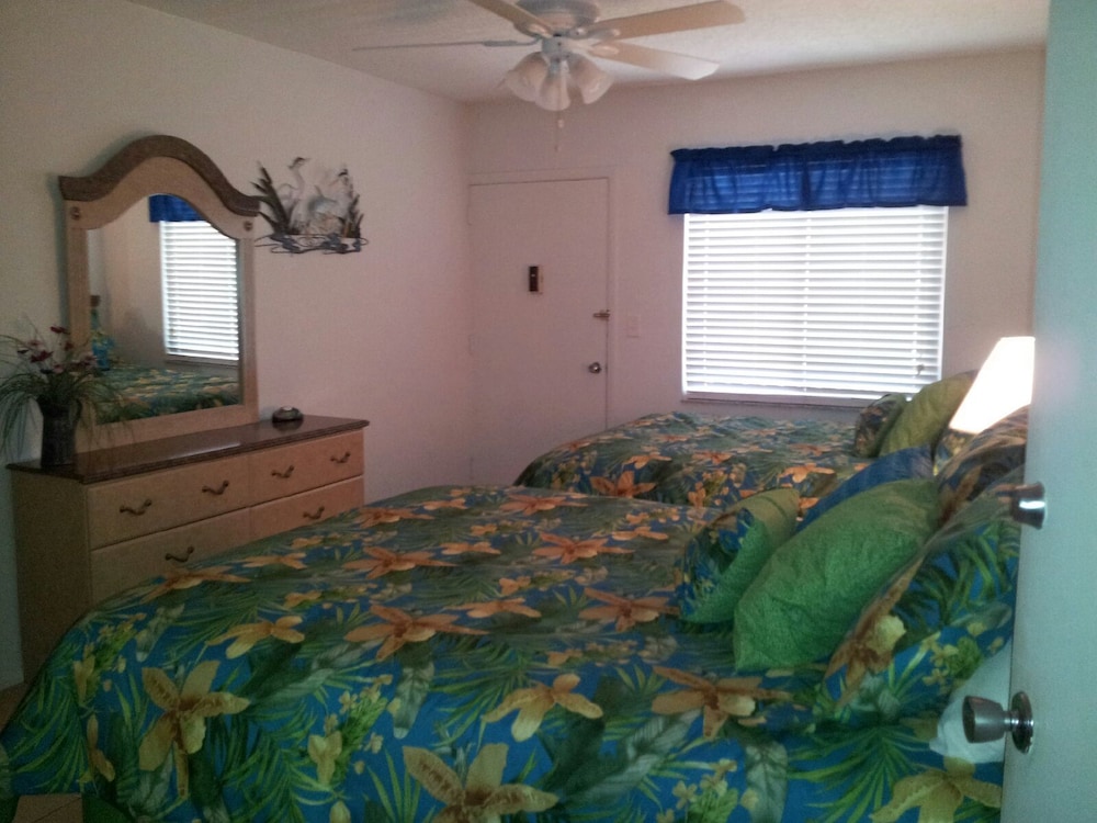 Coconuts Beach Resort