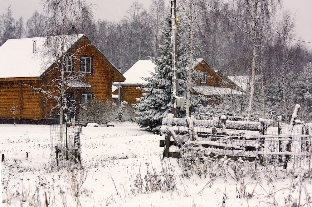 Cottage complex Ozerny Bereg