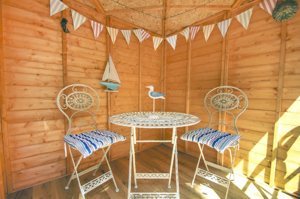 Brunswick Garden Studio Patio by Brighton Holiday Lets