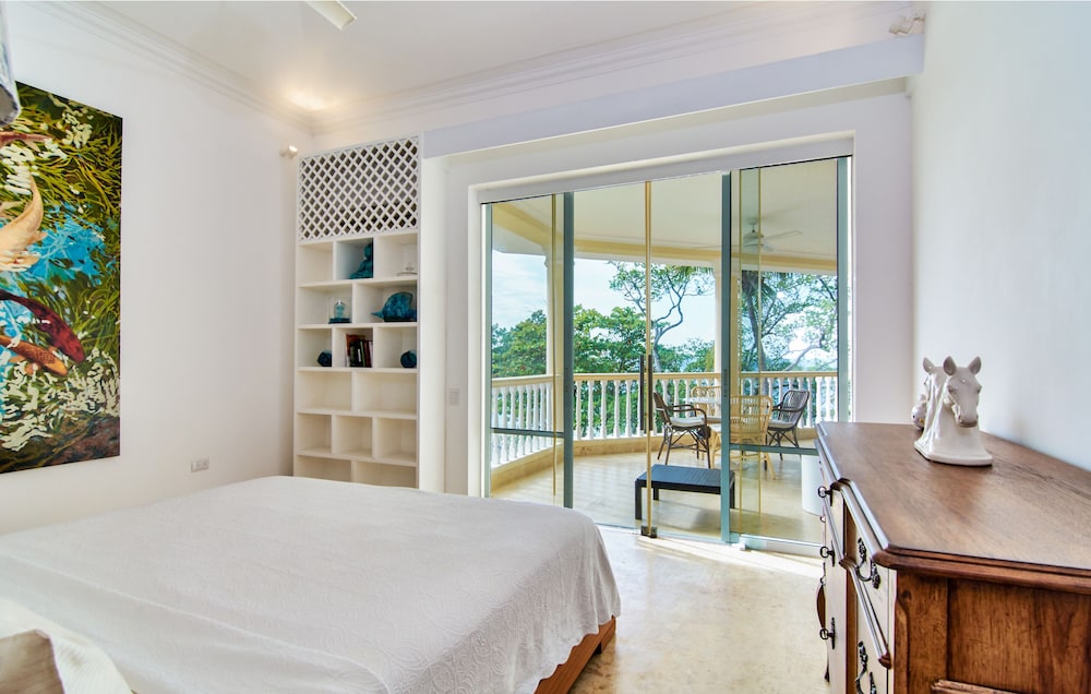 Luxury Penthouse Hispaniola Beach