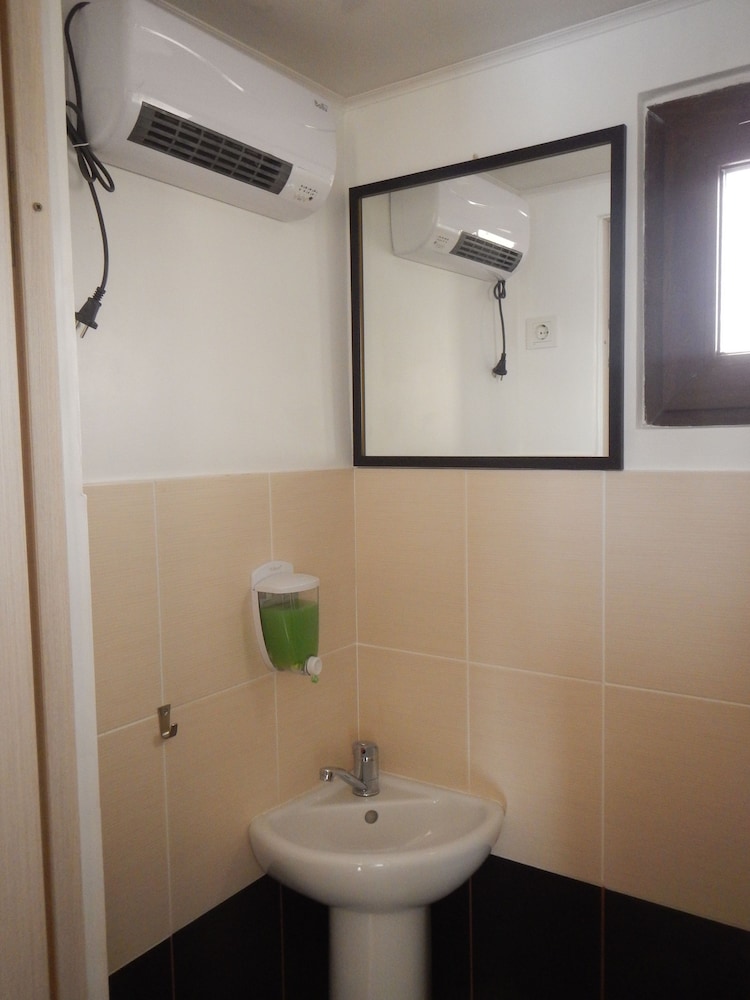 Photo 57
