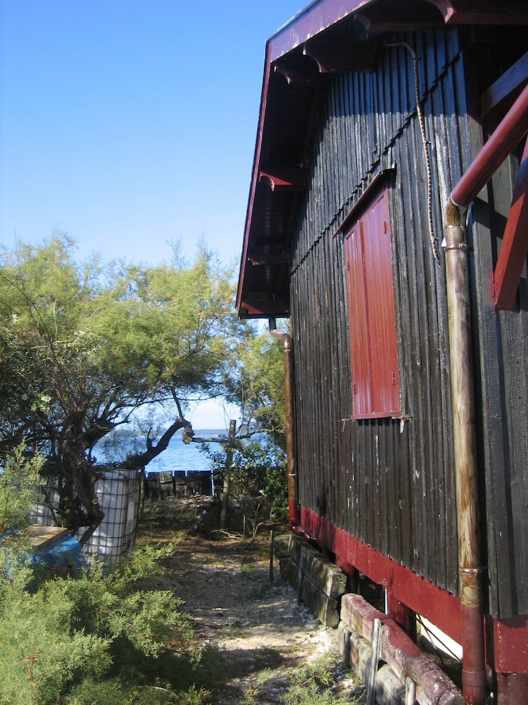 Photo 43