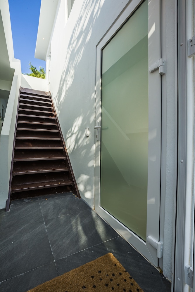 Boca Catalina Modern Villa