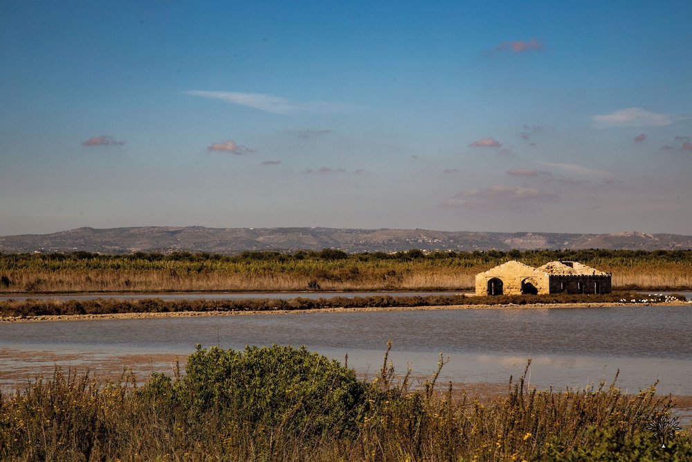 Radici Sicilian Holiday Home-b An Oasis of Relaxation in the Heart of Sicily