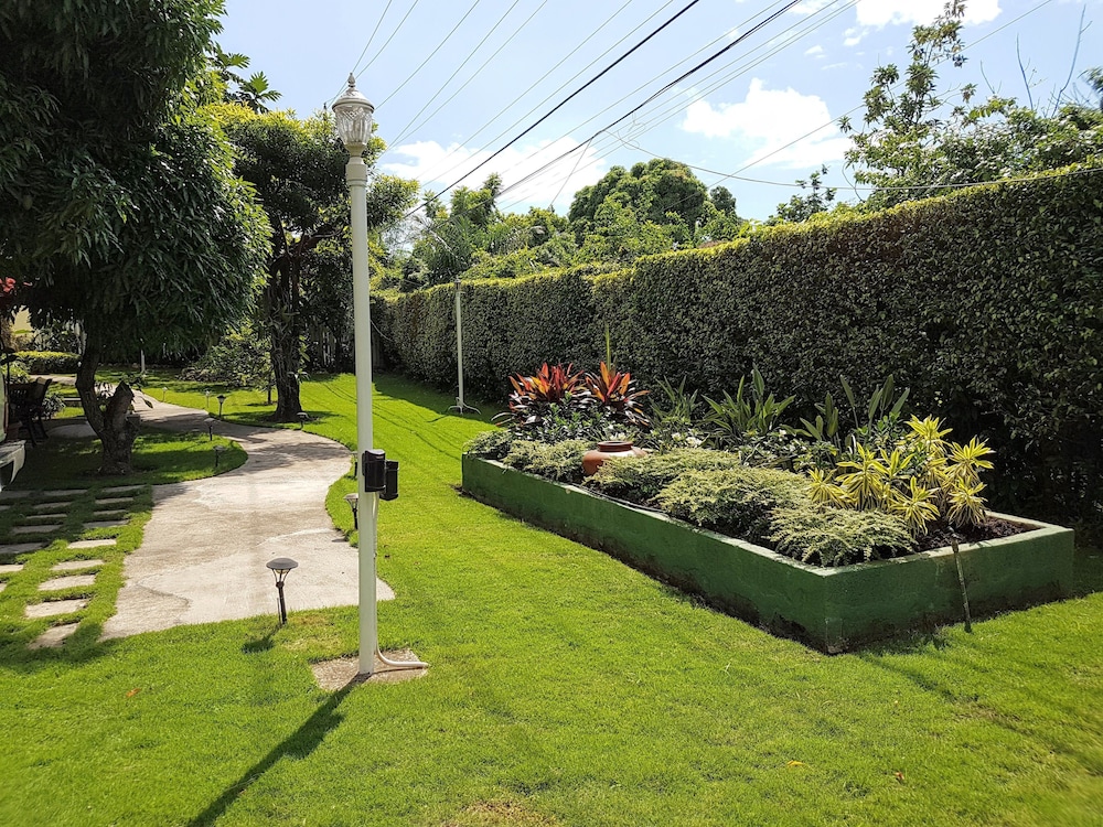 Kingston Cottage