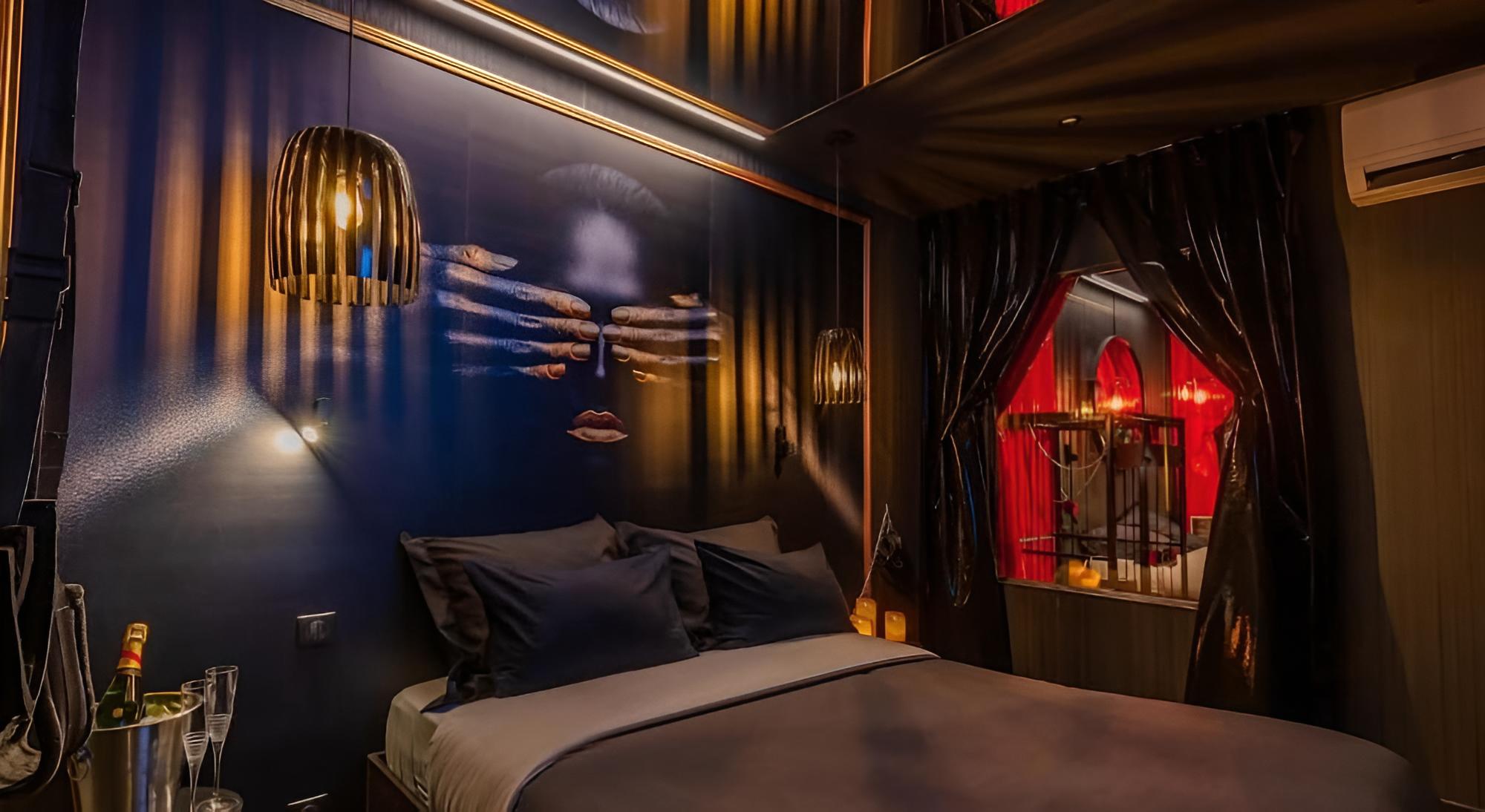 Love Hôtel - Adults Only