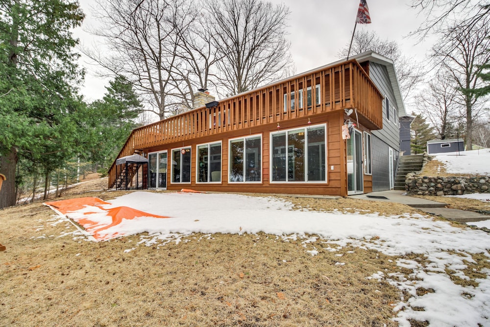 Dock, Deck & Fire Pit: Lakefront Home in Walker!