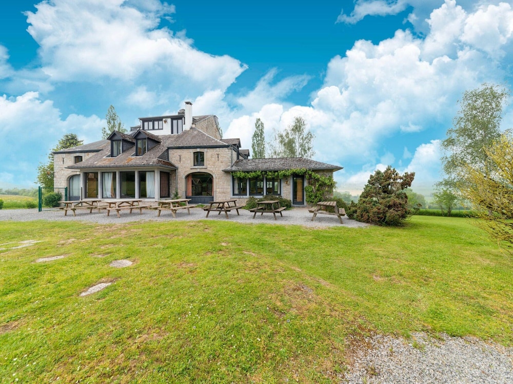 Villa in Ardennes With Sauna and Jacuzzi