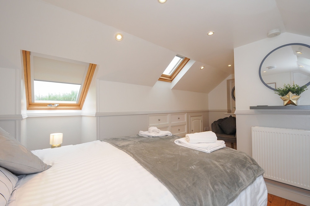 Curlew Lodge