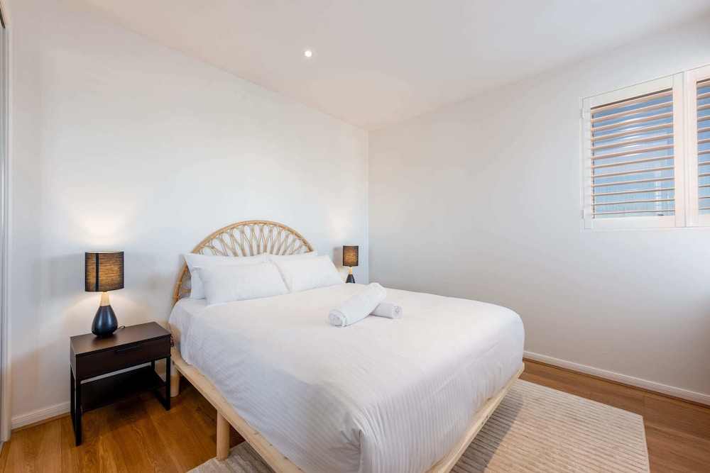 Stunning 1B Apt in Richmond - Parking & City Views