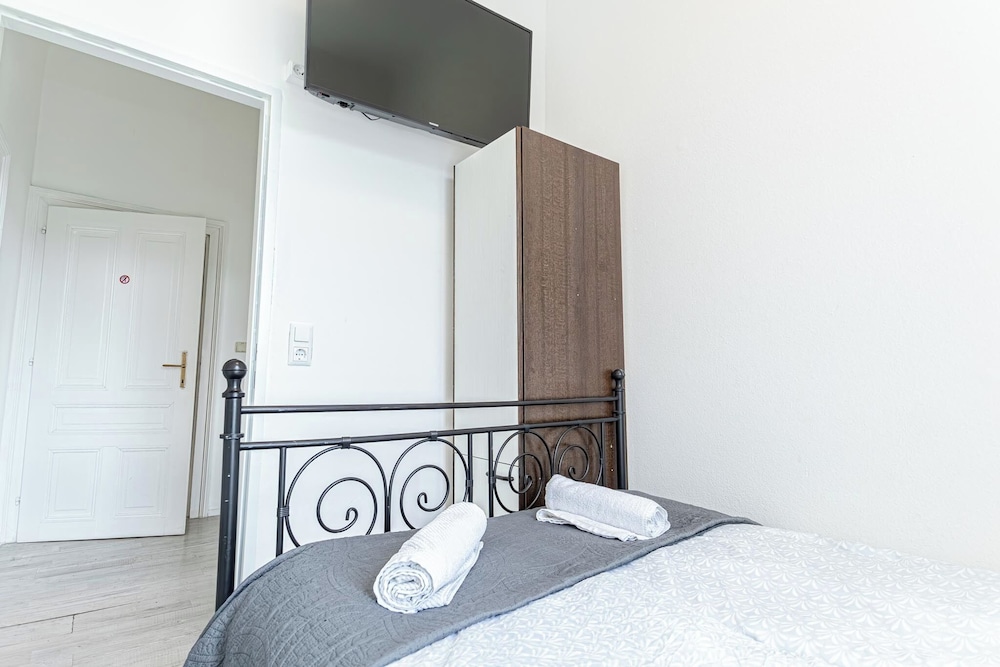Affordable Stay Prime Location by Danube