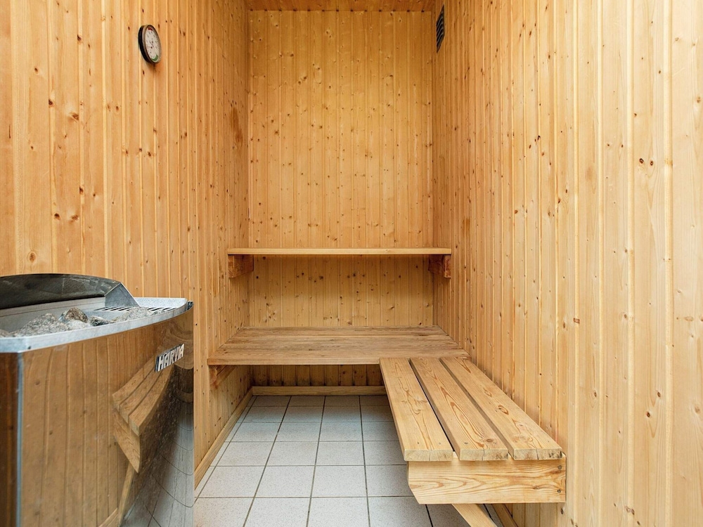 12 Person Holiday Home in Vaeggerlose-by Traum