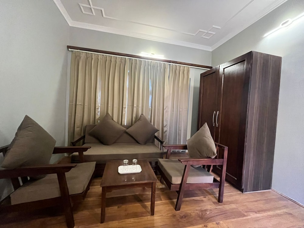 Hotel Raks