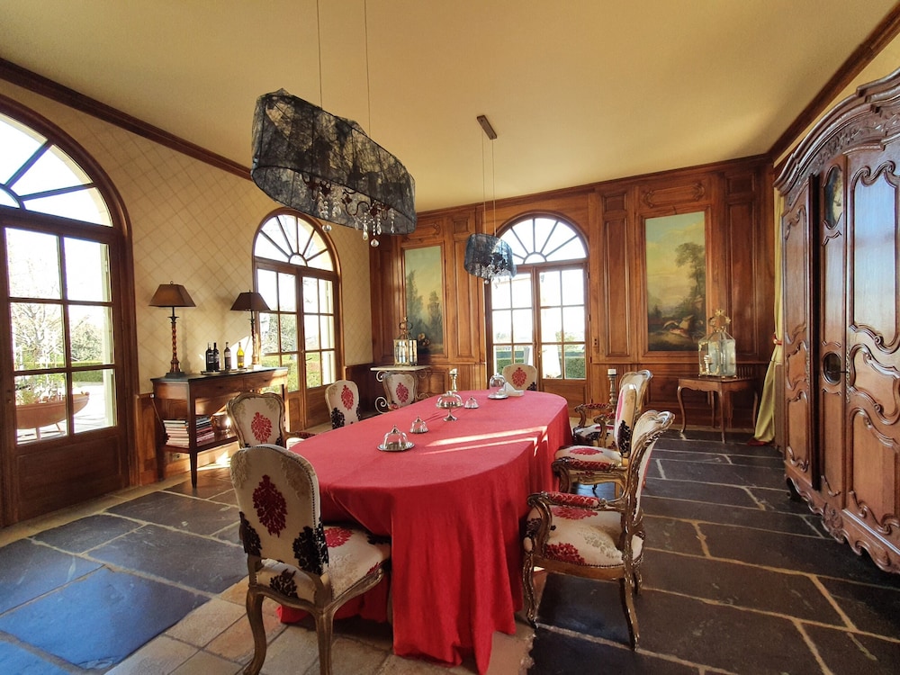 Chambre D'hôtes Château de Lussac
